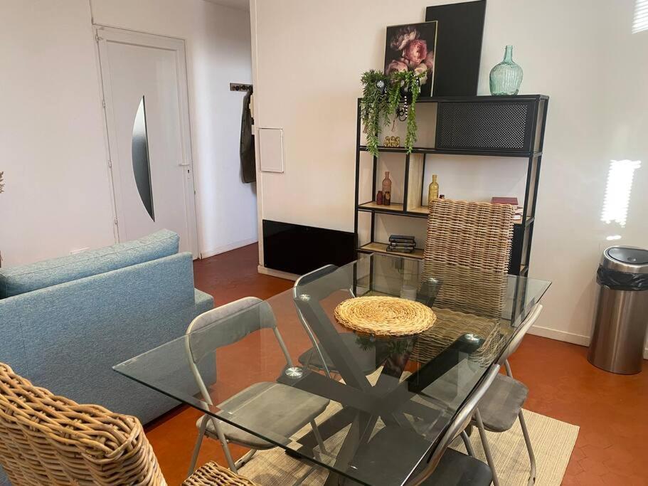 A Deux Pas Des Grands Buffets - Cosy T2 Climatise Apartman Narbonne Kültér fotó